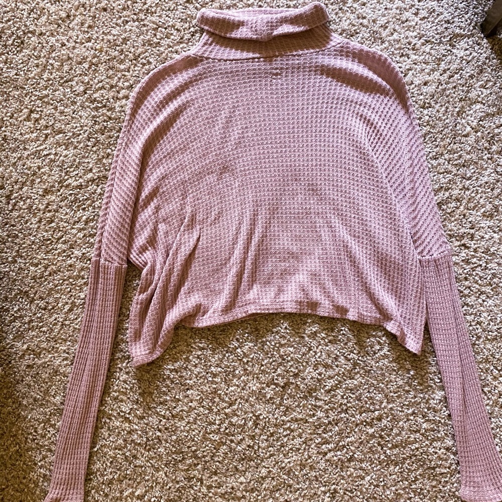 Me to We Long Sleeve Semi Cropped Turtle Neck